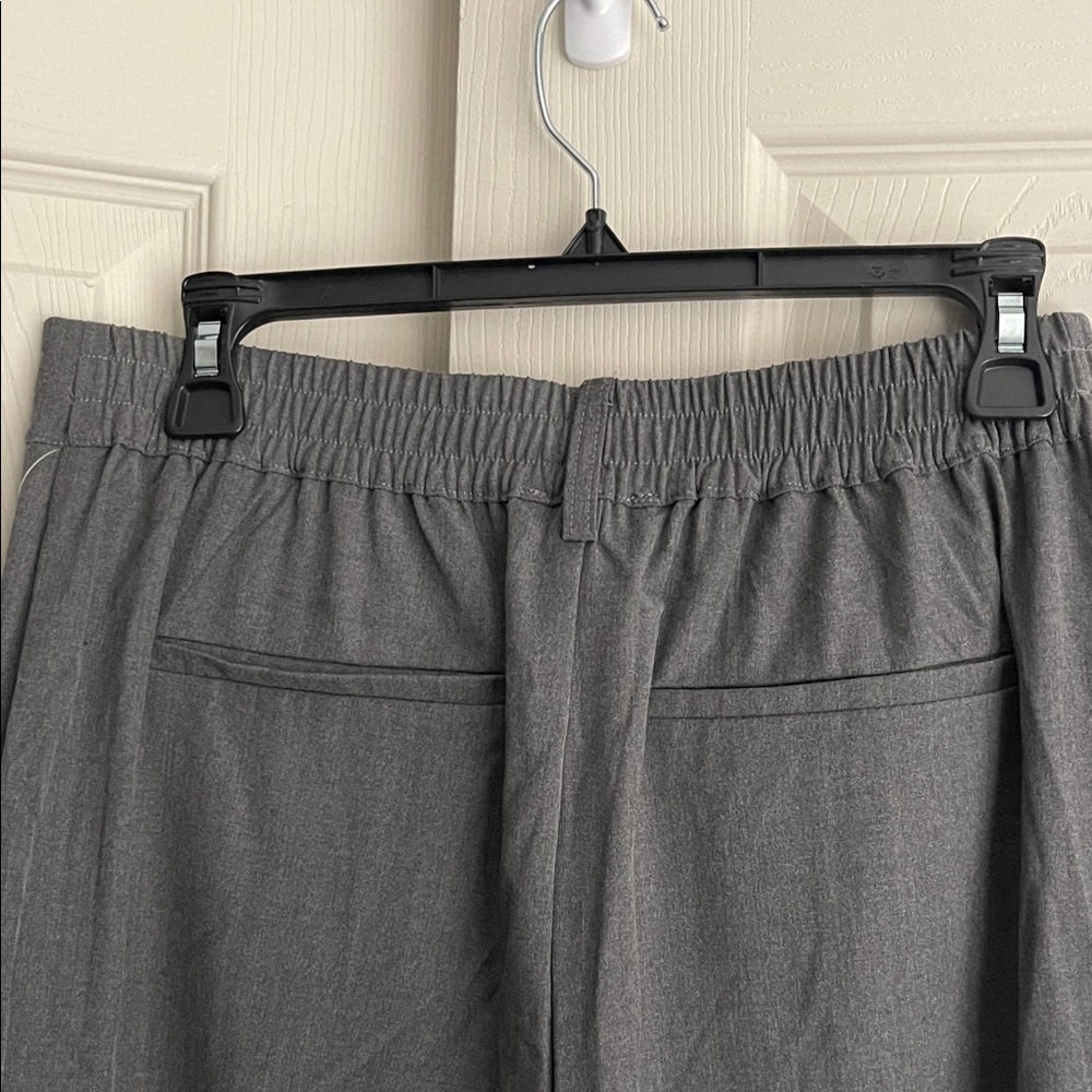 NEW House of Harlow 1960 Cropped Top Wide Leg Pants Set in gray. #0300 - Picture 9 of 15